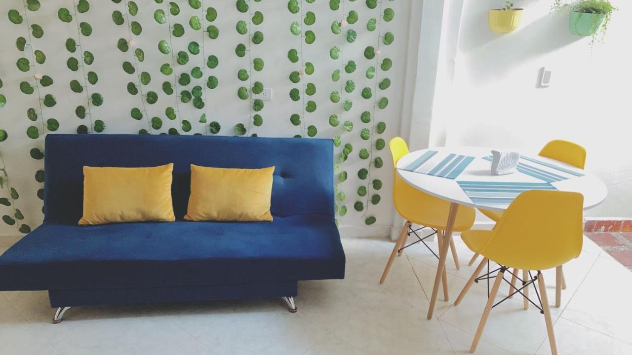 Отель Habitacion Privada En Jardin Cerca Al Parque Экстерьер фото